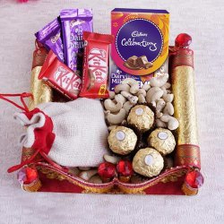 Exclusive Assorted Chocolates n Dry Fruits Tray to Nipani