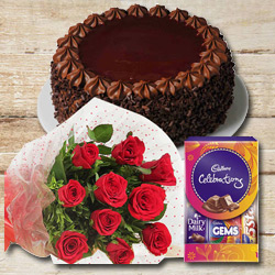 Chocolate Cake with Celebrations Pack N Red Roses to Punalur