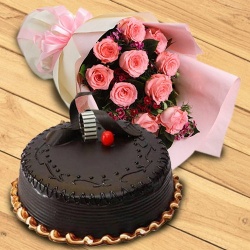 Exquisite 1/2 kg Chocolate Truffle Cake & 10 Pink Roses Bouquet