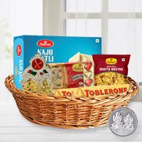 Radiant Luck Diwali Assortment to World-wide-diwali-sweets.asp