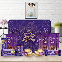 Assorted Dairy Delight Gift Set to World-wide-diwali-hamper.asp