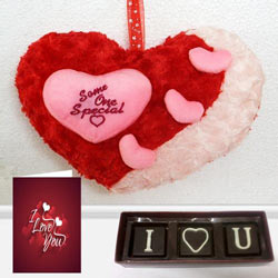 Eye-Catching I Love You Hamper to Alwaye