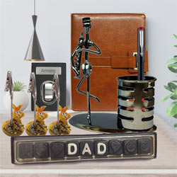 Wonderful Gift Hamper for Dad to Alwaye