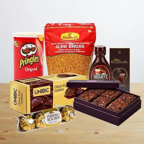 Sweet Treat Gourmet Gift Hamper to Cooch Behar
