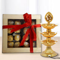 Ferrero Rocher Chocolates in Wooden Diwali Gift Box n 3 Tier LED Lamp