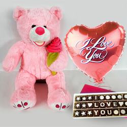 Appealing Valentine Gift of Teddy with Rose n I Love You Chocolate