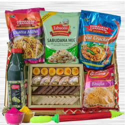 Yummy Munches Gift Hamper for Holi