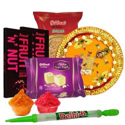 Superb Holi Celebration Gift Hamper with Gulal n Pitchkari