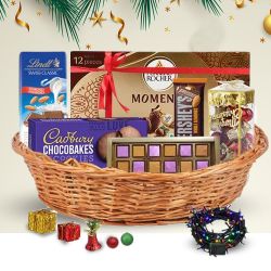 Delicious Chocolate Treat X-Mas Basket to Nipani