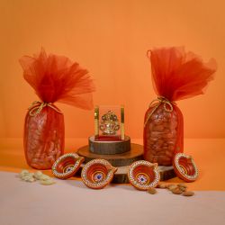 Crunchy N Divine Diwali Gifts Hamper to India