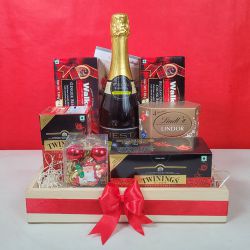 Delightful Christmas Treats N Decorations Hamper to Hariyana