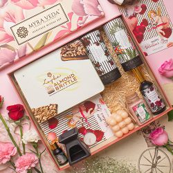 Myra Vedas Valentines Day Love Is Love Hamper