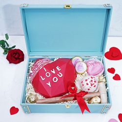 Love Filled Chocolate Delights Hamper to Lakshadweep