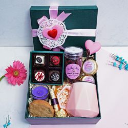 Sweet Delights Gift Collection