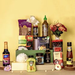 Deluxe Asian Sauce N Noodles Hamper to India