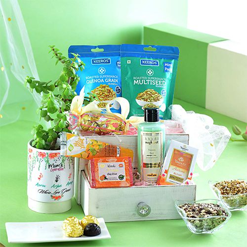 Gift Bliss Hamper for Mom to Nipani