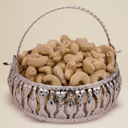 Gourmet Cashews in Decorative Bowl