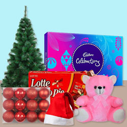 Glamorous Christmas Gift Hamper with Joy to Nipani