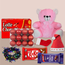 Blissful Assortment of Christmas Gift Items to Kollam