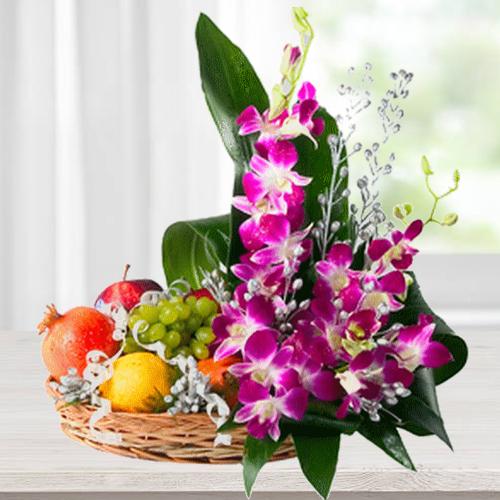 Mouth-watering assorted Fruit basket with charming... to Nipani