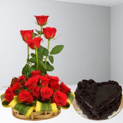 Graceful 18 Dutch Rose Arrangement with Chocolate Cake