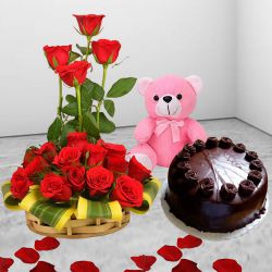 Charming Dutch Rose Arrangement with Chocolate Cake  N  Teddy