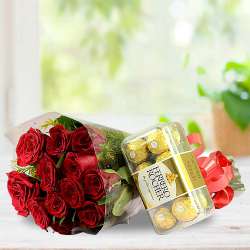 Love Combo of Red Roses Bouquet n Ferrero Rocher Hazelnut Chocolates
