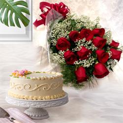 Enchanting Red Roses Bouquet with Eggless Cake