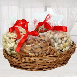 Special Basket of Premium Dry Fruits to Punalur