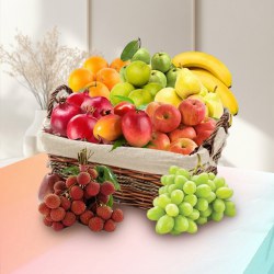 Toothsome Tempting Excellence Basket of 10 kg Fresh Fruits