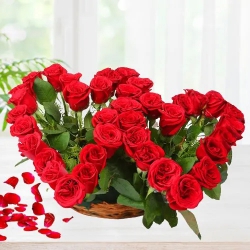 Beautifying Twin Heart Red Roses Basket Arrangement