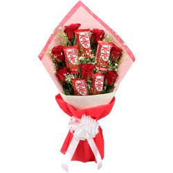 Mesmerizing Red Roses N KitKat Chocolate Tissue Wrapped Bouquet