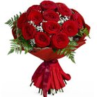 Dazzling Passionate Bouquet of 12 Roses to Karunagapally