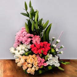 Exclusive Mixed Flowers Arrangement