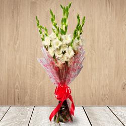 Gorgeous White Gladiolus Bouquet to Gudalur (nilgiris)