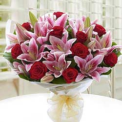 Exquisite Bunch of Red Roses & White Lilies to India