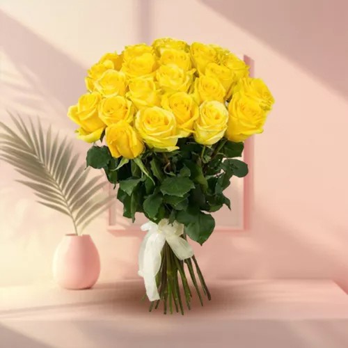 Glorious Presentation of Yellow Color Roses to Nipani