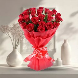 Eye Catching Compilation of Two Doz Red Color Roses in Bouquet
