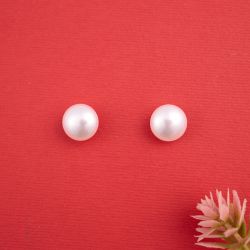 Classic Pearl Drop Earrings