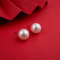 Classic White Pearl Earrings Gift