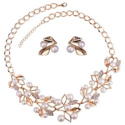Magnificent Pearl Jewellery Set to Nipani