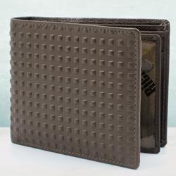 Eye-Catching Brown Leather Wallet for Men