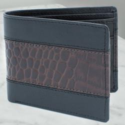 Alluring Mens Leather Wallet