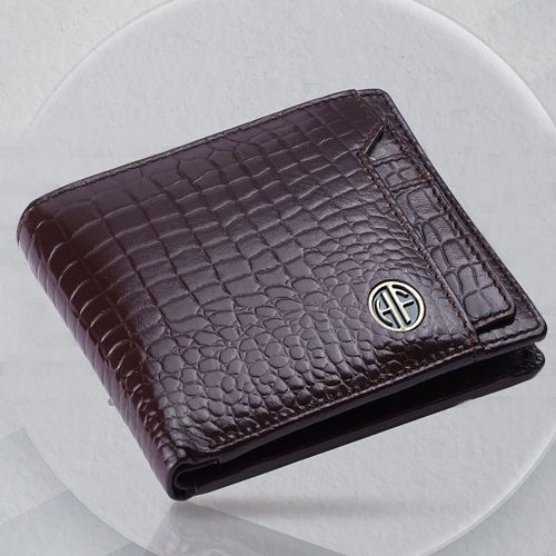 Impressive Leather RFID Protected Wallet to Nipani