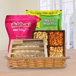 Pretty Decorative Basket Hamper to World-wide-diwali-hamper.asp