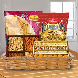 Appealing Delicacies in a Basket to World-wide-diwali-hamper.asp