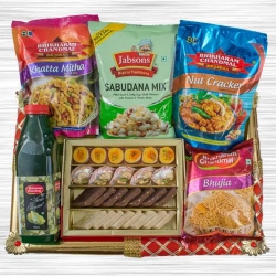 Exquisite Food N Assortments Hamper