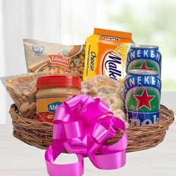 Wonderful Gourmet Gift Hamper to Alwaye