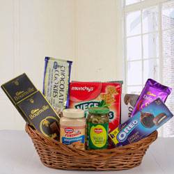 Marvelous Gourmet Gift Hamper to Alwaye