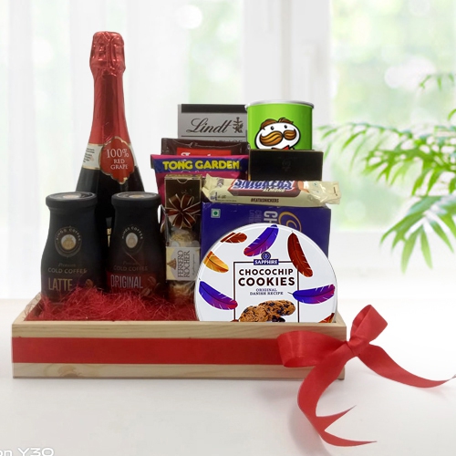 Classy Chocolate n Cookie Gift Hamper for Birthday to Alwaye